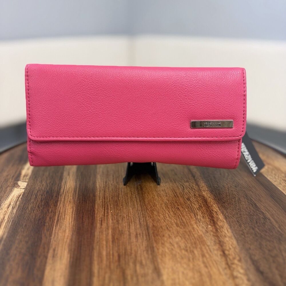 NWT Kenneth Cole Reaction Hot Pink Trifold Wallet Removable Kiss Lock Coin Pouch